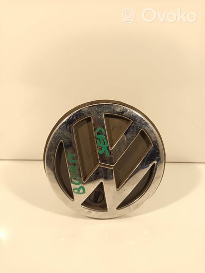 Volkswagen Bora Aizmugurējā pārsega slēdzene (ārpusē) 1J5827469
