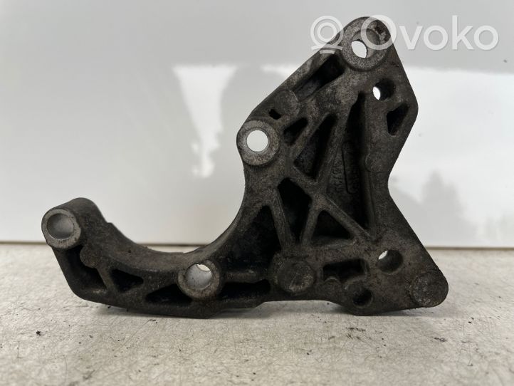 BMW 5 E60 E61 Support de pompe de direction assistée 2247556