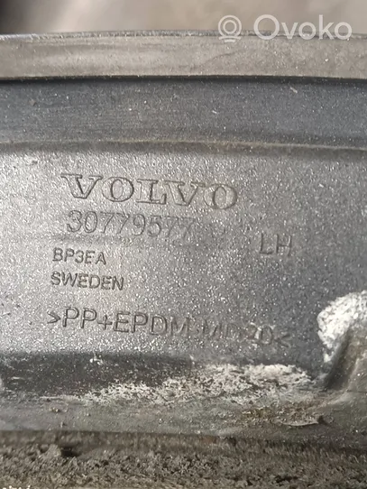 Volvo XC90 Zierleiste Radlauf Kotflügel vorne 30779577