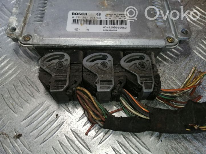 Renault Scenic I Calculateur moteur ECU 8200078730