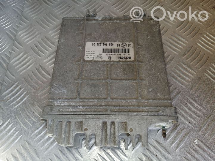 Volkswagen Golf III Calculateur moteur ECU 028906021GG