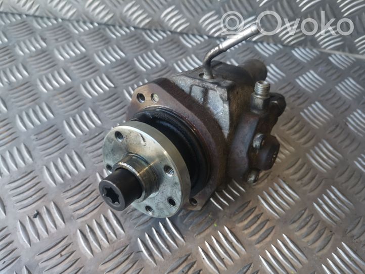 Nissan X-Trail T30 Pompe d'injection de carburant à haute pression 16700ES60B