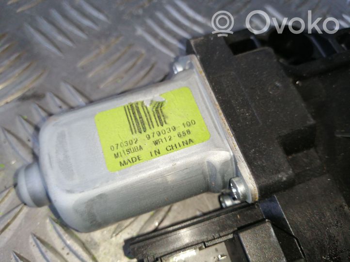 Volvo V50 Moteur de lève-vitre de porte arrière 30739182AC