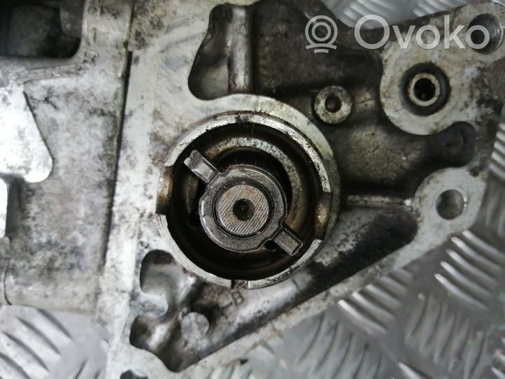 Volvo S40, V40 Pompe d'injection de carburant à haute pression E3T50271