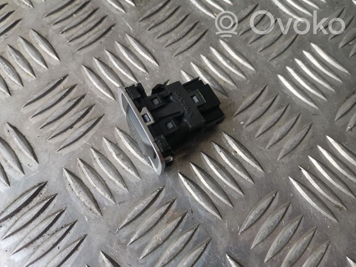 Volvo V60 Bouton poussoir de démarrage du moteur 31456645