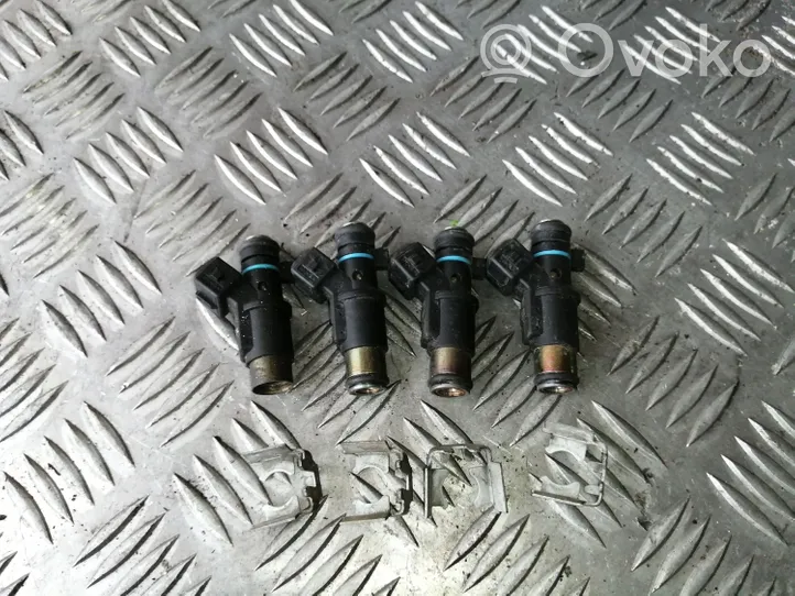 Citroen Berlingo Fuel injectors set 01F002A