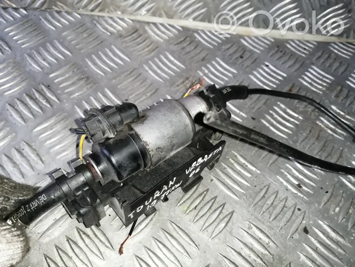 Volkswagen Touran I Webasto auxiliary heater fuel pump 