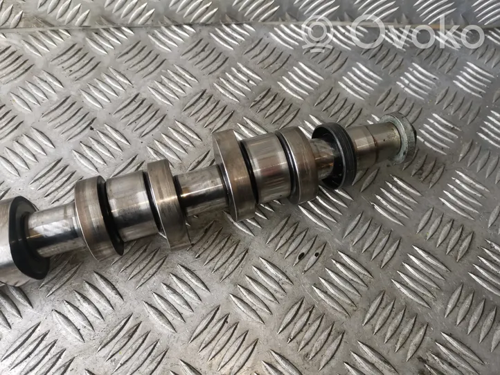 Volkswagen Golf V Camshaft 