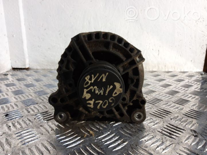 Volkswagen Golf IV Generatore/alternatore 028903028E