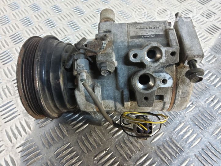 Toyota Avensis T220 Compresor (bomba) del aire acondicionado (A/C)) 4472203435