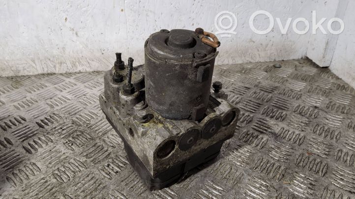 Audi A8 S8 D2 4D ABS-pumppu 4A0614111