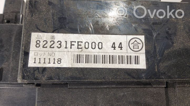 Subaru Impreza II Module de fusibles 82231FE00044