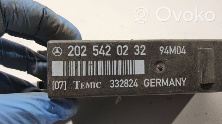 Mercedes-Benz C W202 Other control units/modules 2025420232