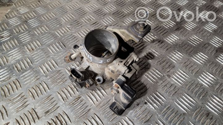 Toyota RAV 4 (XA20) Clapet d'étranglement 2227028010