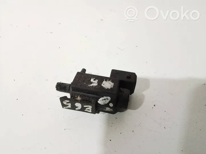 BMW 7 E65 E66 Solenoidinis vožtuvas 72234100