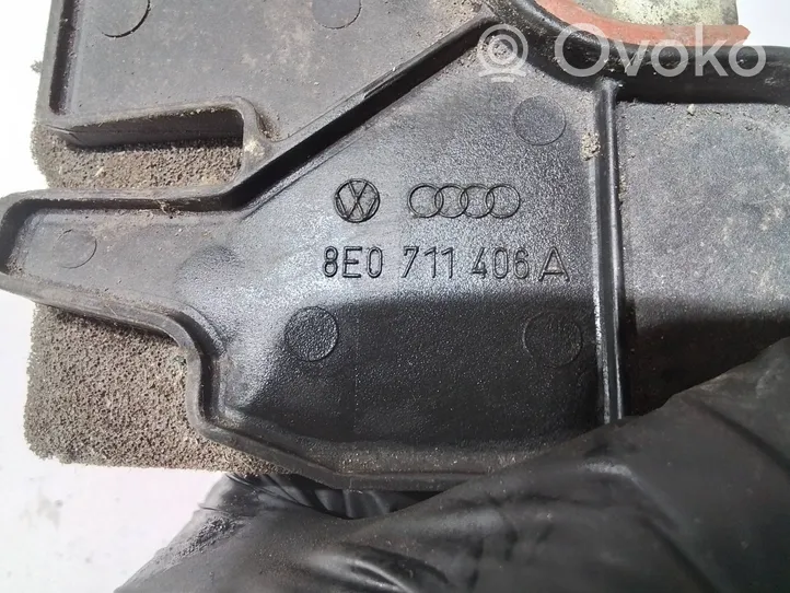 Audi A4 S4 B7 8E 8H Kita centrinė konsolės (tunelio) detalė 8E0711406A