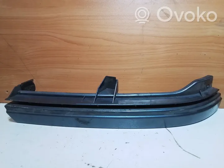 Opel Zafira A Moulure sous phares 90580652