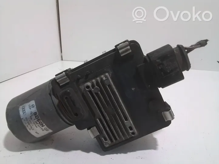 Audi A3 S3 8P Wiper motor 8P2955119C