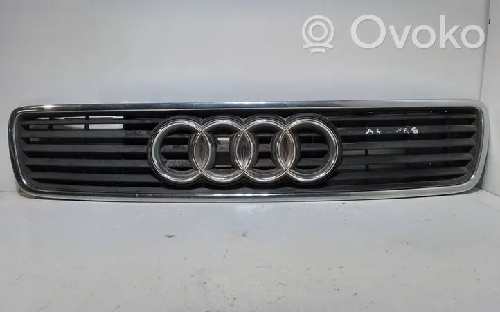 Audi A4 S4 B5 8D Maskownica / Grill / Atrapa górna chłodnicy 8D0853651D