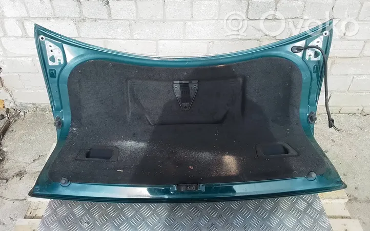 Volkswagen PASSAT B5 Tailgate/trunk/boot lid 