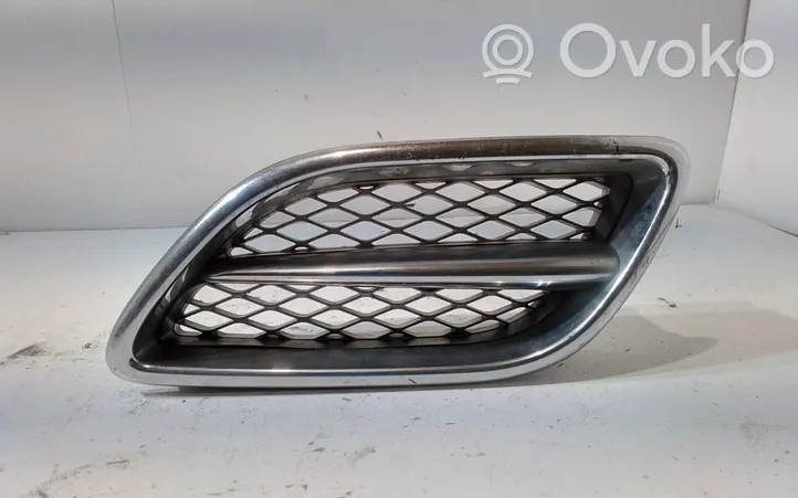 Nissan Primera Grille de calandre avant 623309F5