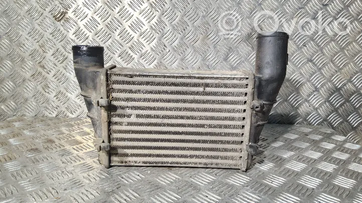 Audi A4 S4 B5 8D Chłodnica powietrza doładowującego / Intercooler 058145805A