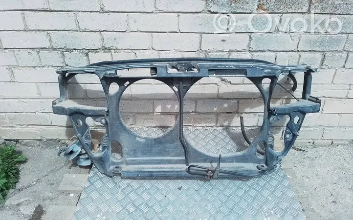 Audi A4 S4 B5 8D Radiatorių panelė (televizorius) 1852734000