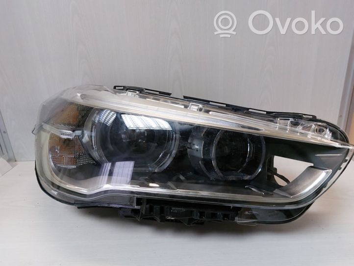 BMW X1 F48 F49 Lampa przednia 90066521