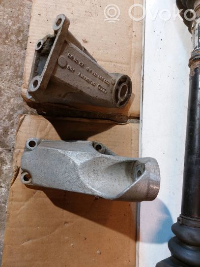 4D0399113AD Audi A8 S8 D2 4D Gearbox mounting bracket, 750.00 € | RRR 