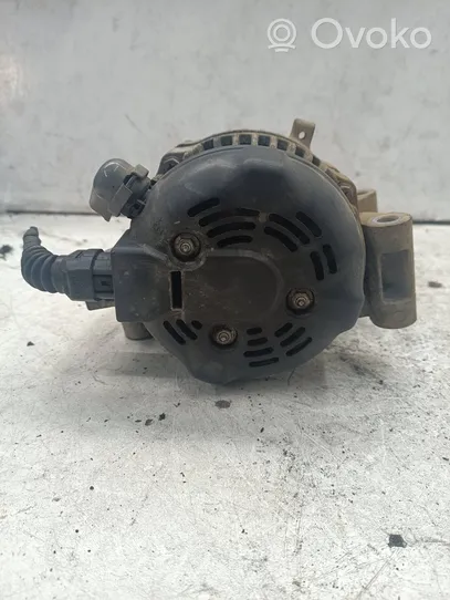 Toyota Avensis T270 Alternator 1042104521