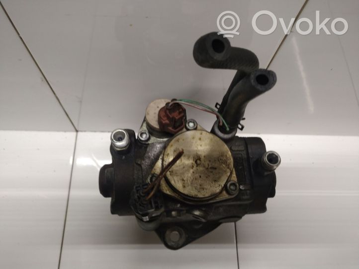 Mazda 5 Pompe d'injection de carburant à haute pression RF7J13800A