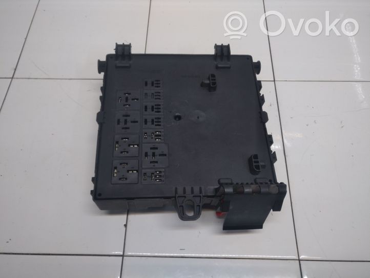 Cadillac BLS Module de fusibles 460023260