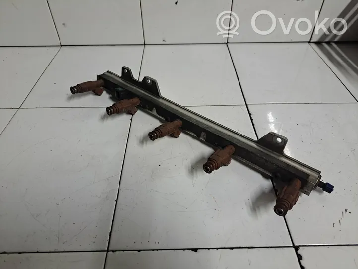 Volvo XC70 Injecteur de carburant 0280155831