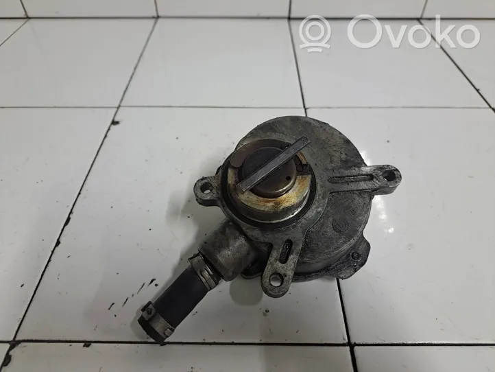 BMW 7 E65 E66 Vacuum pump 66750726306