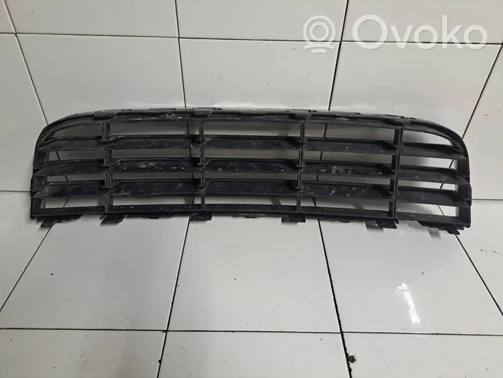 Volkswagen Jetta V Mascherina inferiore del paraurti anteriore 1K0853101A