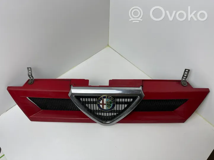 Alfa Romeo 33 Griglia anteriore 