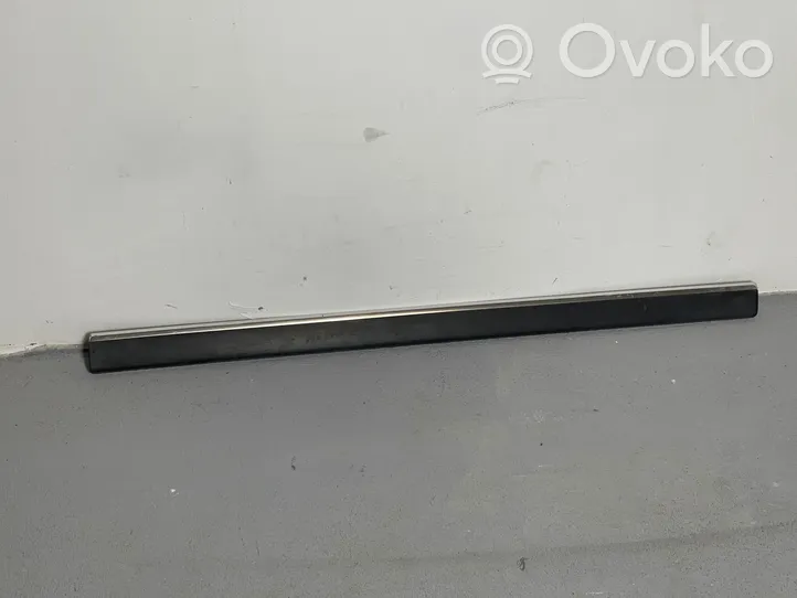 Volkswagen Sharan Apdaila priekinių durų (moldingas) 7M3853506B