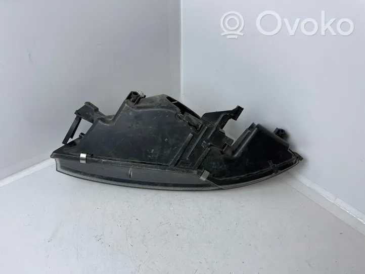 Mitsubishi Carisma Headlight/headlamp 15157800