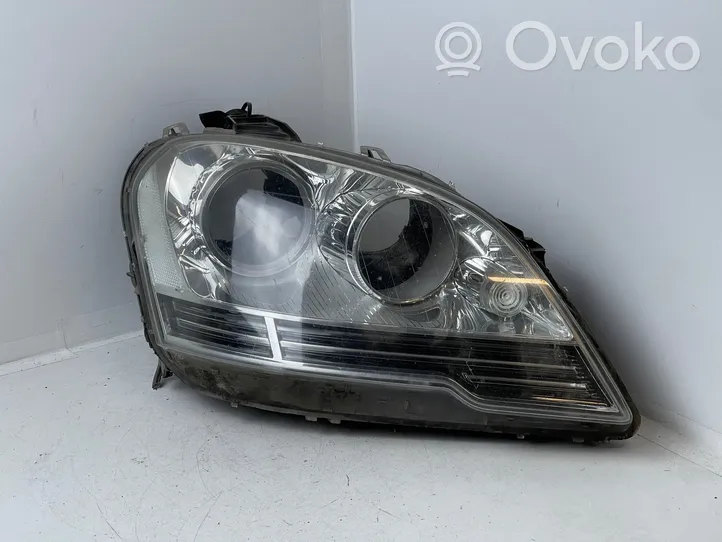 Mercedes-Benz ML W164 Lampa przednia 263348