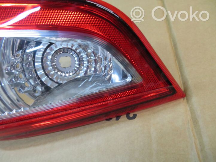 Suzuki SX4 S-Cross Tailgate rear/tail lights 