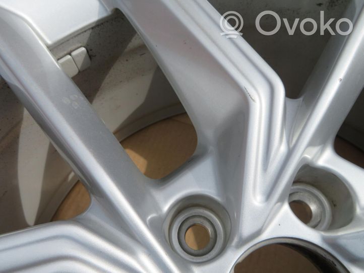 Audi A4 S4 B9 Felgi aluminiowe R18 