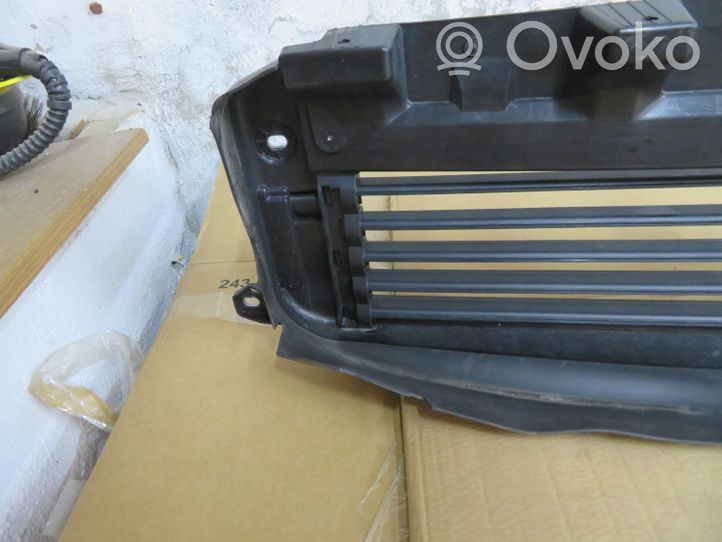 Volvo XC40 Pannello di supporto del radiatore (usato) 31455415