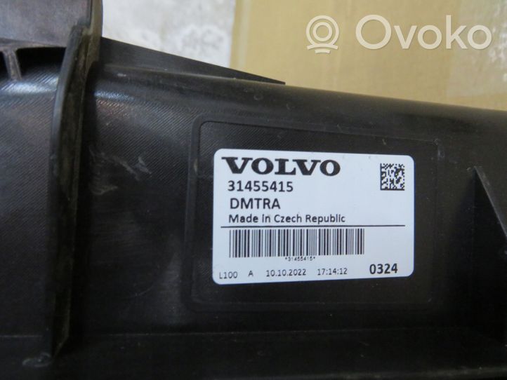Volvo XC40 Jäähdyttimen lista 31455415