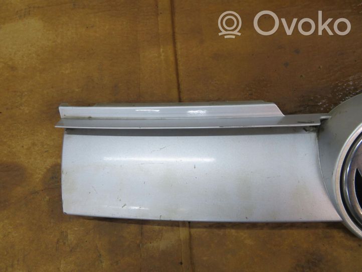 Volkswagen Lupo Maskownica / Grill / Atrapa górna chłodnicy 6E0853651