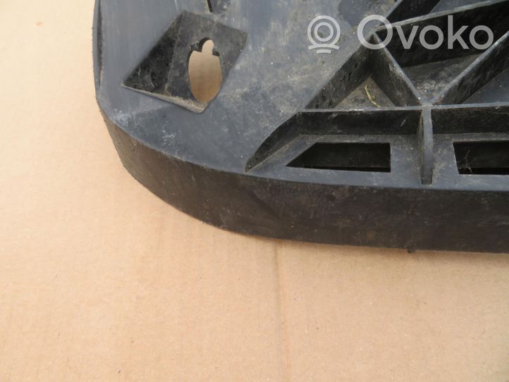 Renault Kangoo II Front bumper skid plate/under tray 