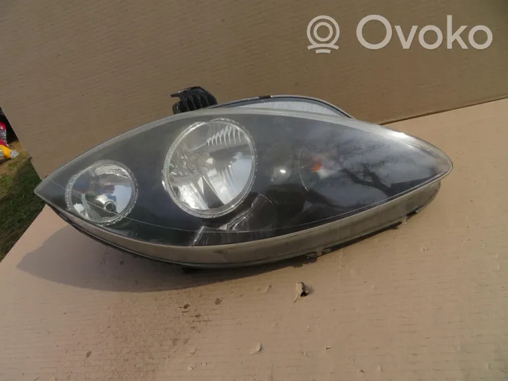 Seat Altea XL Lampa przednia 5P1941006D