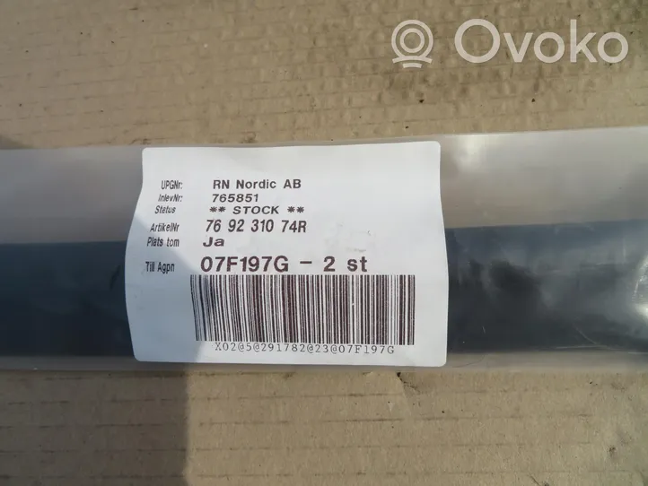 Renault Trafic III (X82) Sliding door rubber seal 769231074R