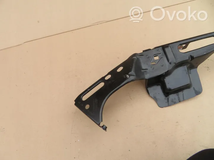 Ford Kuga III Fender mounting bracket LV4B-S100A45-AD