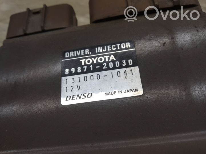 Toyota Corolla E120 E130 Polttoaineen ruiskutuksen ohjainlaite/moduuli 8987120030