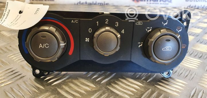 Hyundai Matrix Climate control unit 9725017